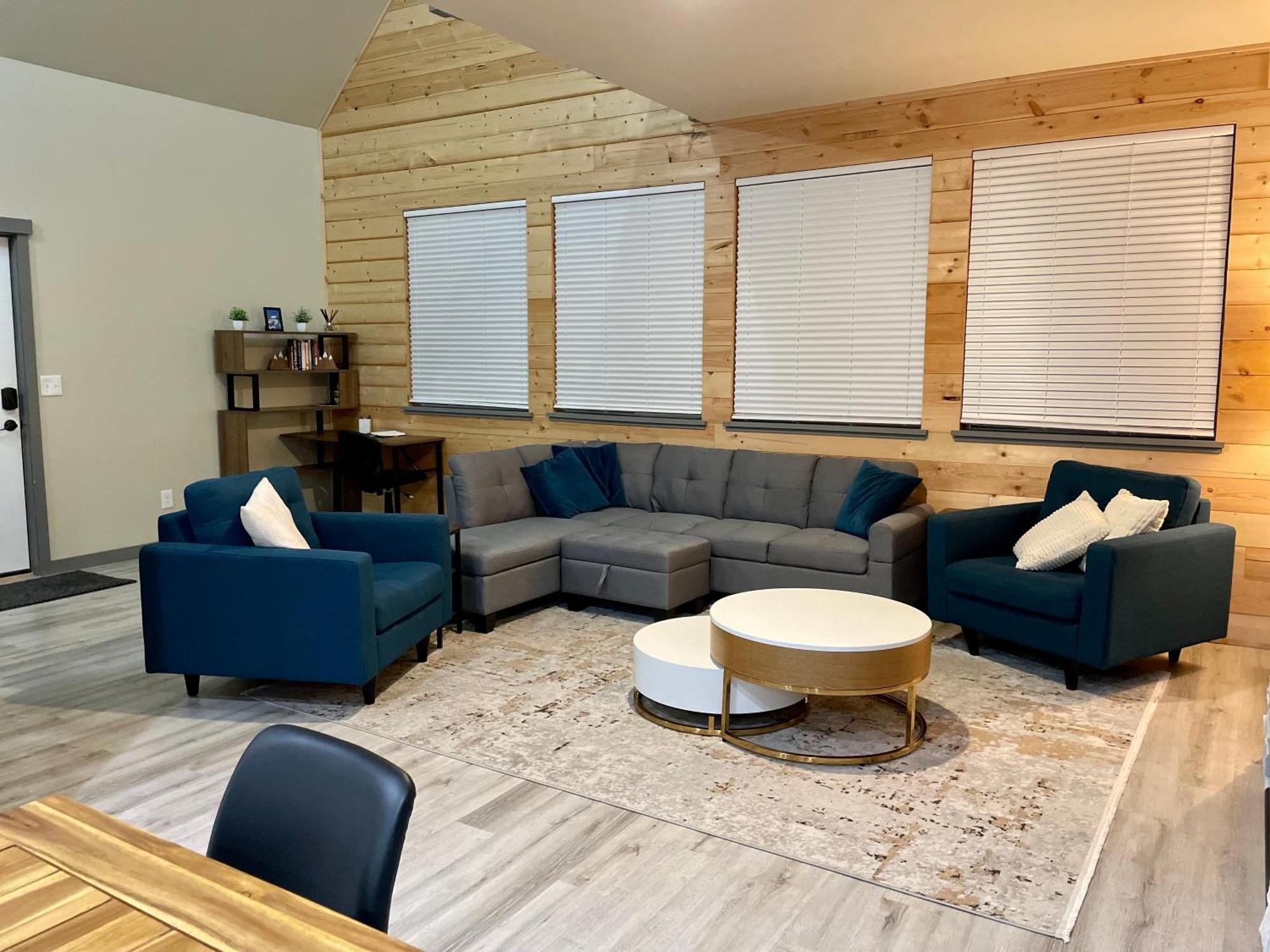 New Modern Cabin! 5Mi To Mt Rainier National Park! Hot Tub & Wifi Ashford Bagian luar foto
